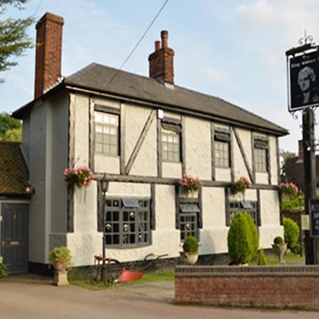 The King William IV Bed and Breakfast Royston Eksteriør billede